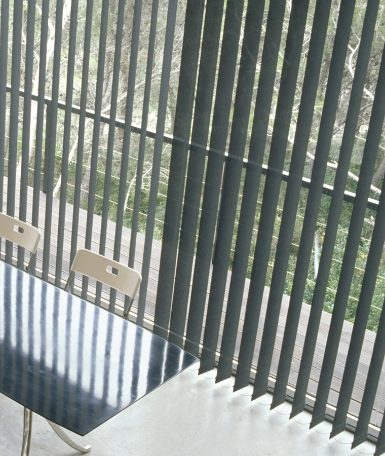 Store californien sur mesure à Namur dans le magasin Store-n1